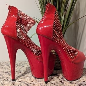 Pleaser heels
